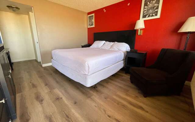 Travelodge by Wyndham Imperial/El Centro