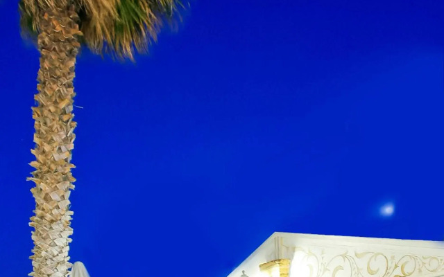 Grecian Castle Hotel