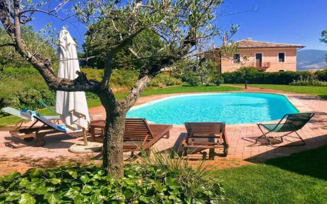 Spoleto Tranquilita/pool/slps 20/spoleto 15 Mins