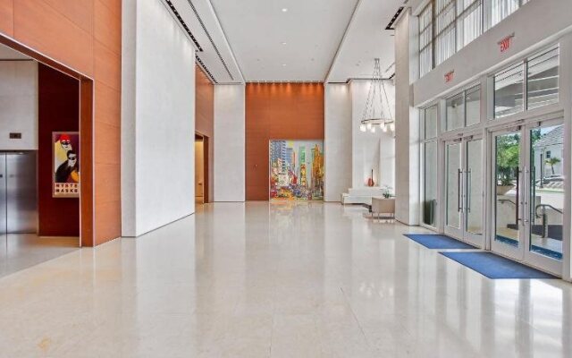 One Broadway by Miami Vacations