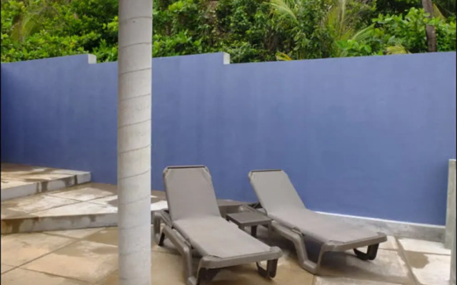 Pagua Bay House Oceanfront Cabanas