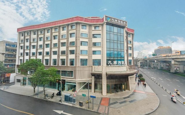 Jiuzhaigou Hotel