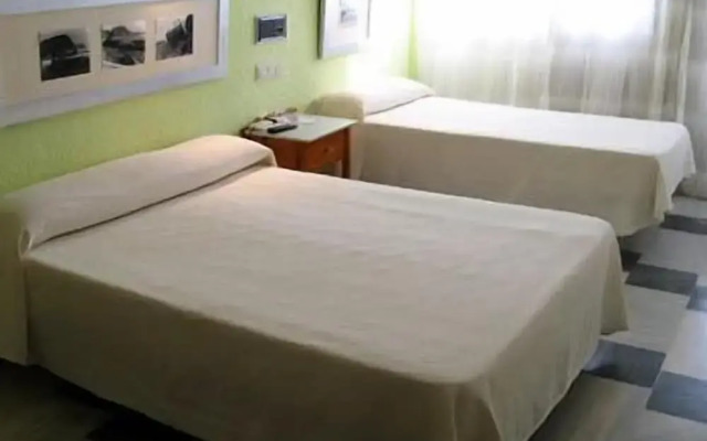 Hostal Las Gaviotas