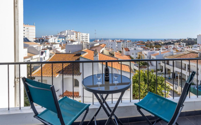 Stay on Top Apartments