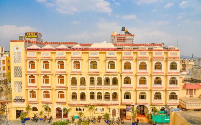 hotelImage