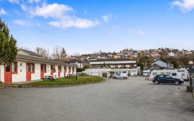 Midttun Motell & Camping AS