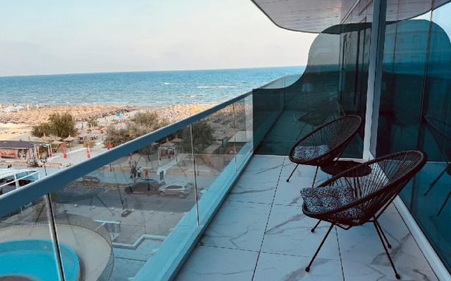 Apartamente WHITE TITANIC cm