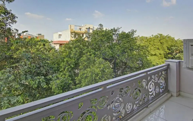 Treebo Aviraj Inn