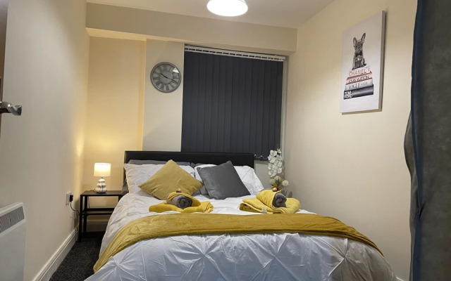 Royal Plaza Apartments