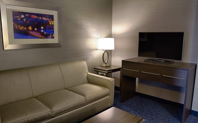 Holiday Inn Express & Suites Sidney by IHG