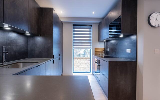 Victoria Park Vista One-bedroom by Sojo Stay