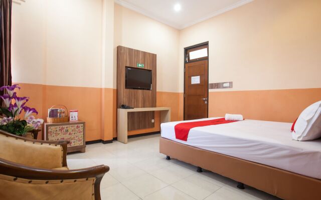 RedDoorz @ Rampal