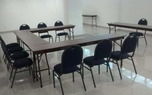 Champs Dumont Apart Hotel