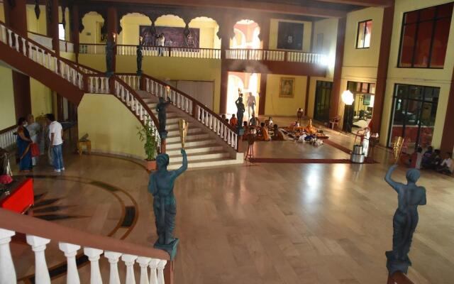 Shiv Sagar palace