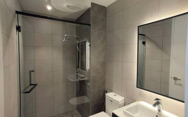 The Axon Bukit Bintang by SMOVF BNB