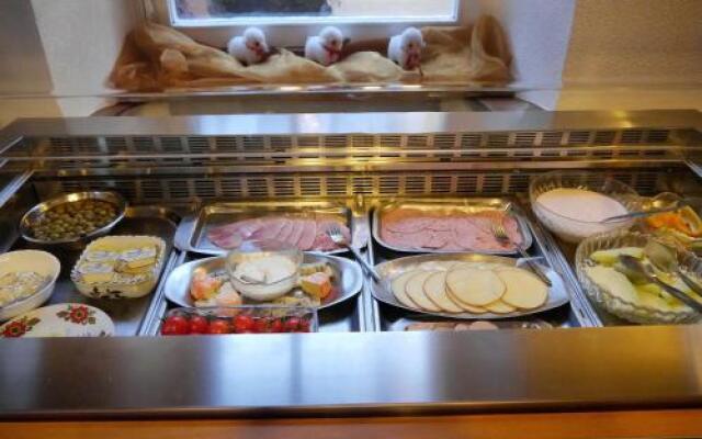 Hotel-Gasthof-Destille-Eisenbahn