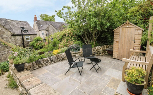 Sundial Cottage