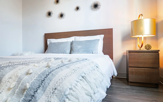 Washington DC Luxury Suites by H