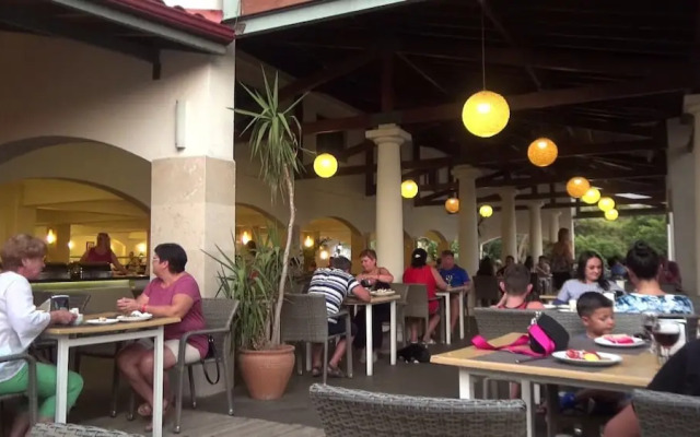 Club Bellamare Beach