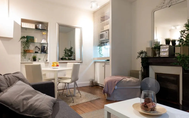 Pelicanstay in Central Paris