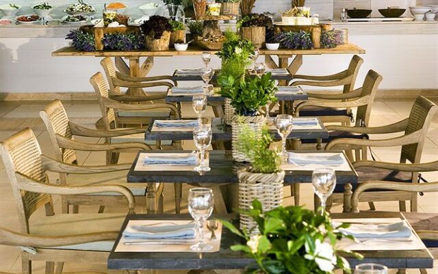 Курорт Sani Resort