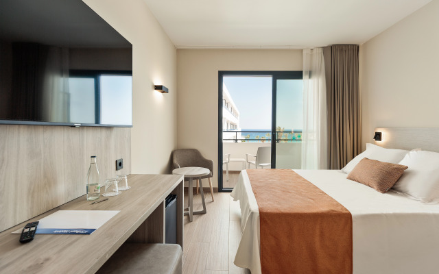 Отель Best Oasis Tropical