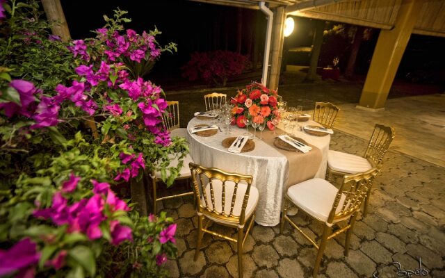 El Lugar Boutique Hotel
