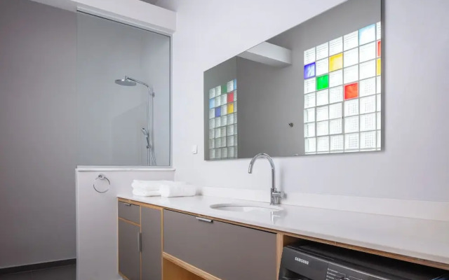 stylish apt up to 4 in Rethymno