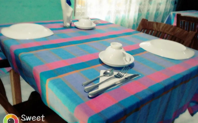 Nethmi Homestay & Restaurant
