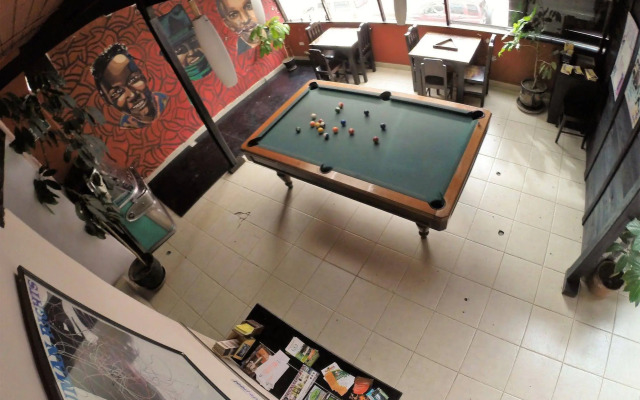 L'AUBERGE INN - Hostel