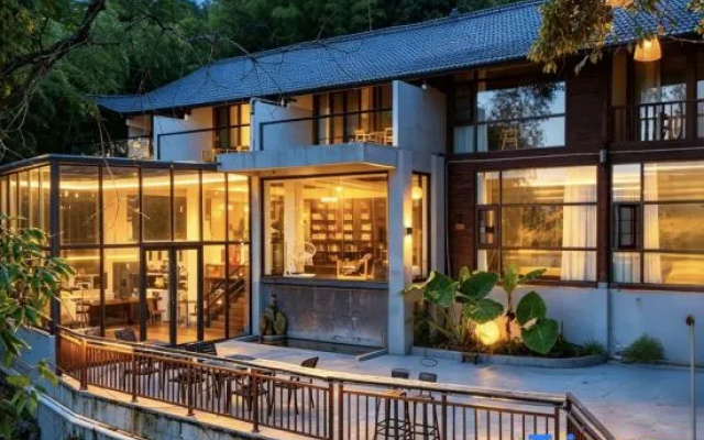 Mount Fanjing Quanting Homestay (Zhaisha Dong Village) — 3-star hotel in Tongren