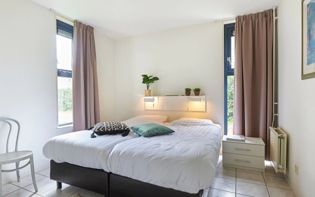 Cozy Holiday Home With two Bathrooms, in Zeeland