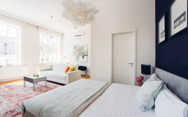 Adele Apartments