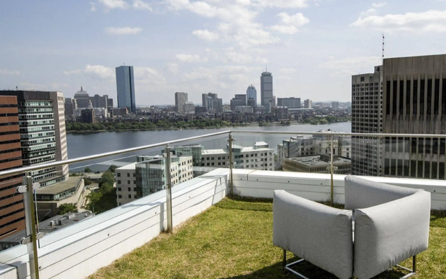 Global Luxury Suites at Kendall East