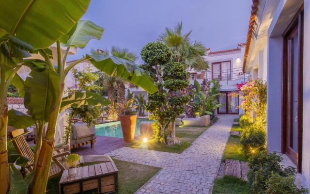 777 Alaçatı (+16 Adult Only)