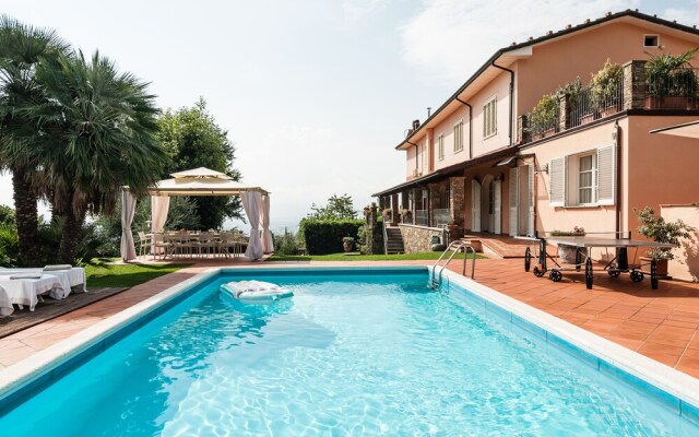 Villa Lory on the Lucca Hills