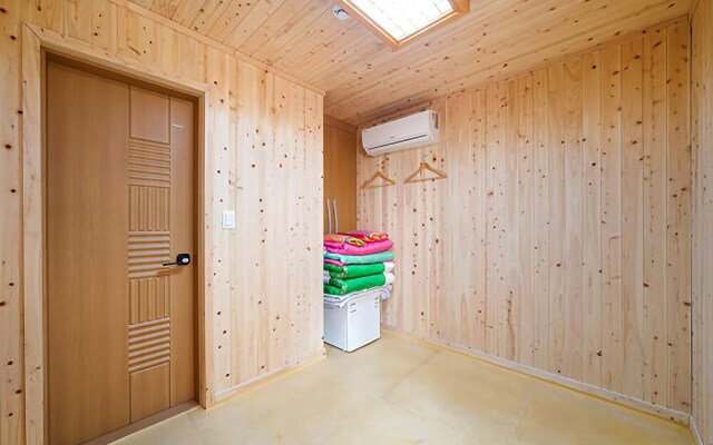 Jeonju Jeongga Hanok Pension