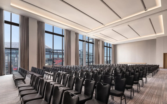 Loews Arlington