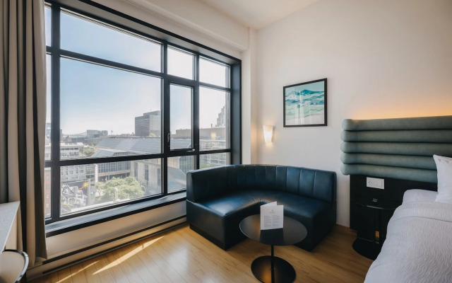 Hotel Le Dauphin Montreal Centre Ville
