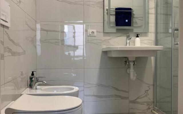 Lovely 1-bedroom Condo in Tirana WiFi-Netflix-AC