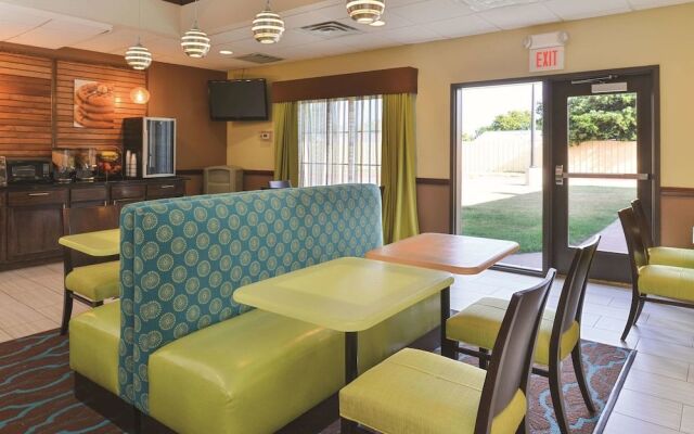 La Quinta Inn & Suites By Wyndham Woodward