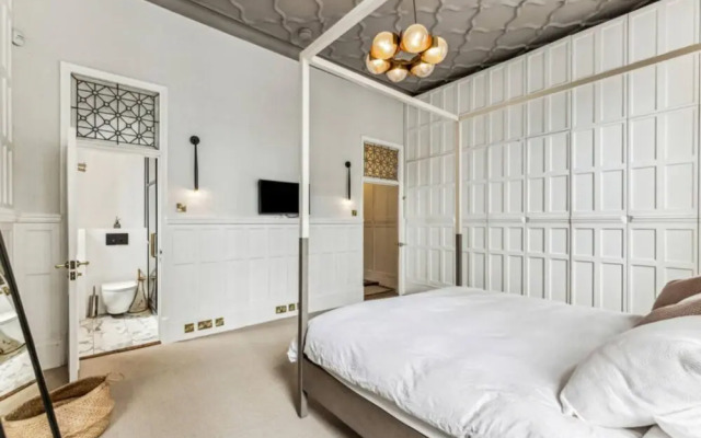 Harley Street Elegance With Private Garden