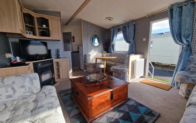 Inviting 3-bed Caravan in Porthcawl