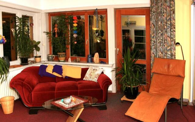 Frauenpension Arleta - Women only