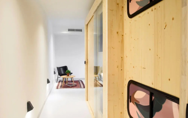 The Green Elephant Hostel & Spa