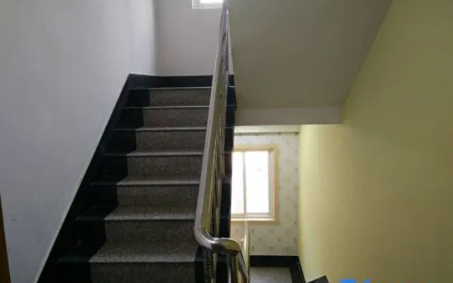 Xiangshan julongwan Hotel