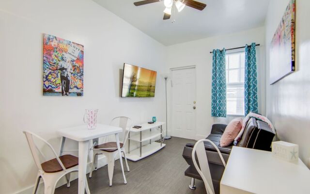 Comfy 1 B/R, Near Ocean Dr and Beach - South Beach