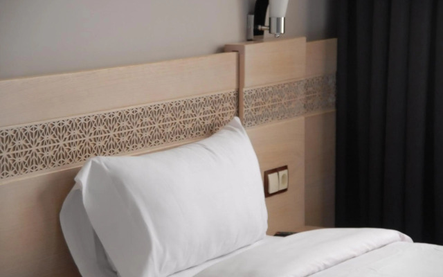 Hotel A44