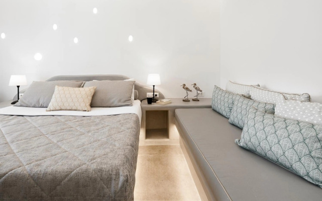 Amara Suites Santorini