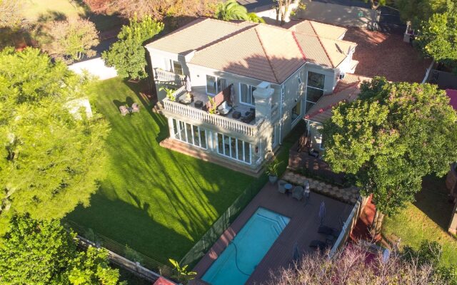 1945 On Kloof Guesthouse